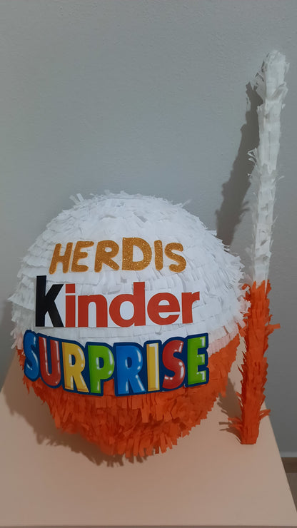 Pignatta Kinder Surprise